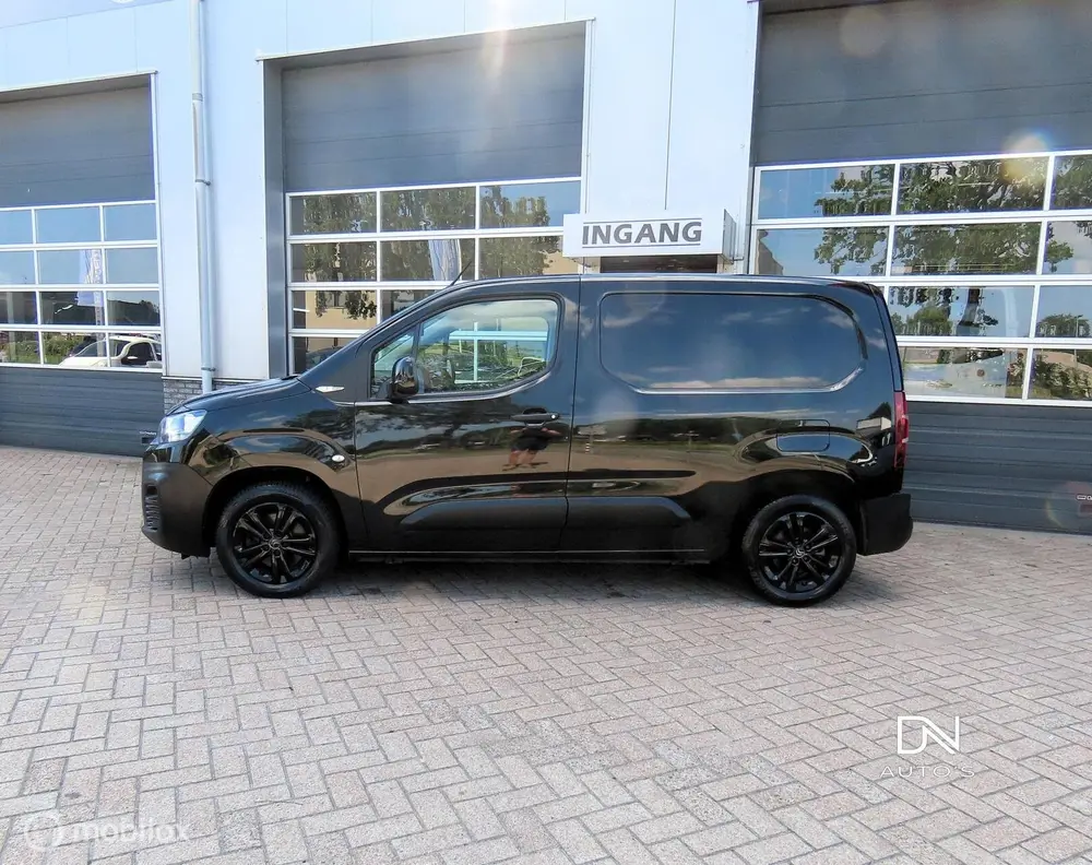 Citroën Berlingo Citroen Berlingo 1.5 BlueHDI 131PK Automaa uit 2022, foto 8
