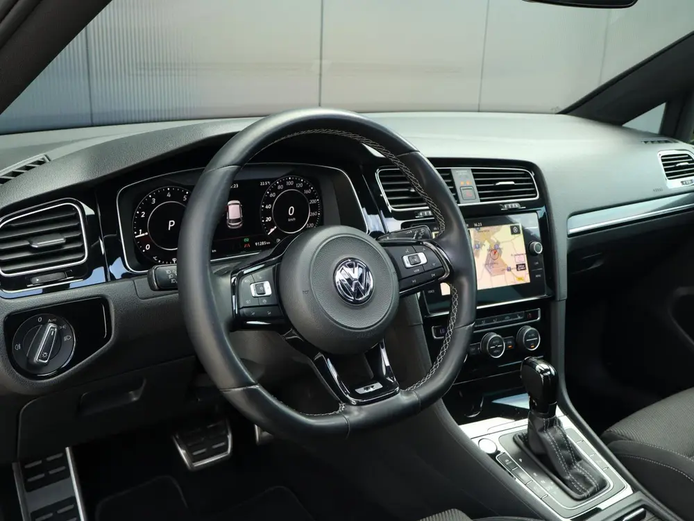 Volkswagen Golf 2.0 TSI 4Motion R 301PK Performance|Akra|Cam uit 2019, foto 4