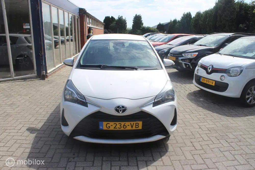 Toyota Yaris 1.0 VVT-i Connect uit 2019, foto 3