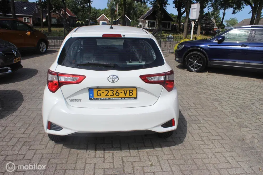 Toyota Yaris 1.0 VVT-i Connect uit 2019, foto 7
