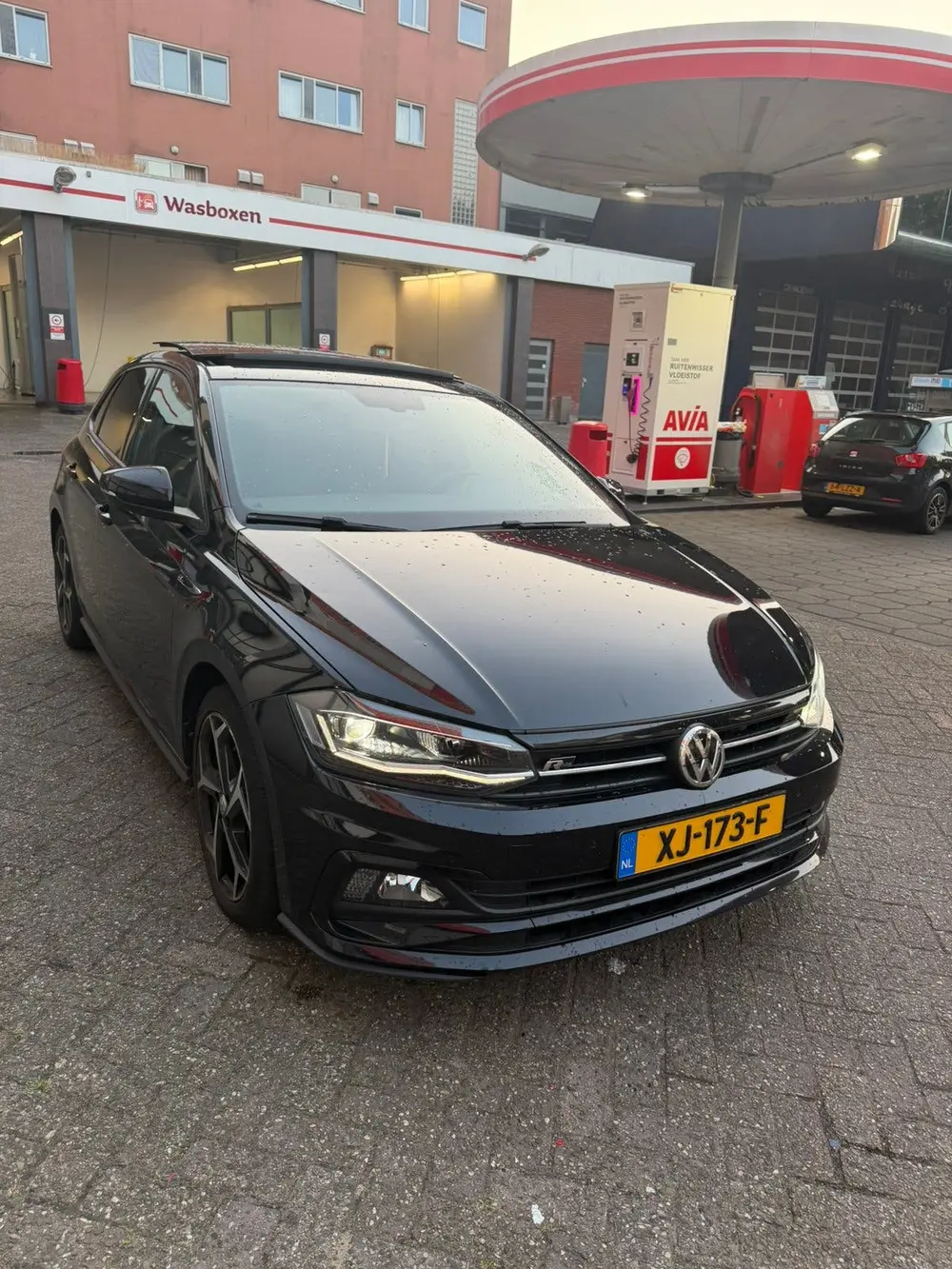 Volkswagen Polo 1.0 TSI 115pk 7-DSG 2019 Zwart uit 2019, foto 2