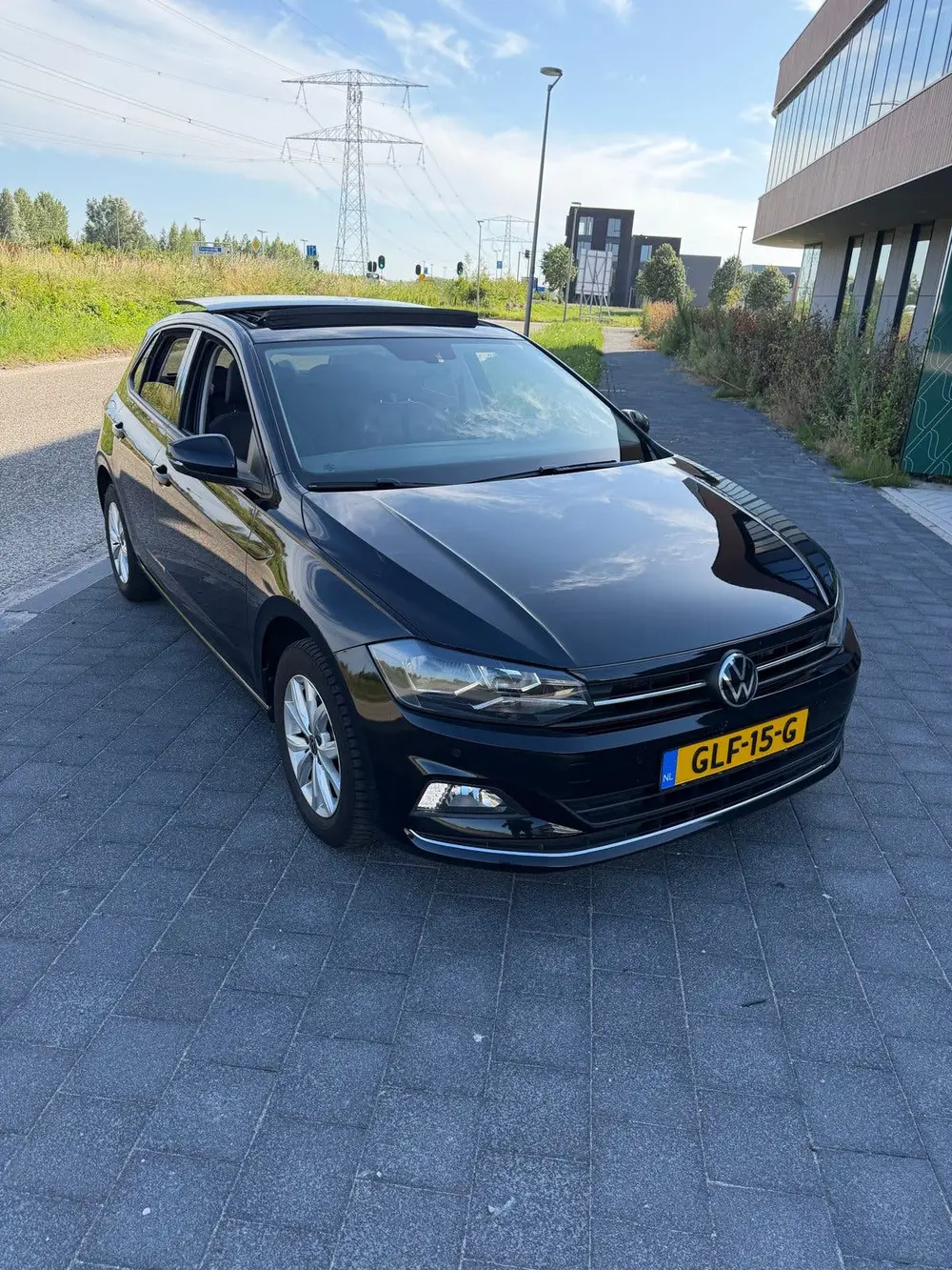 Volkswagen Polo 1.0 TSI 110pk Dsg-7 2021 Zwart uit 2021, foto 3