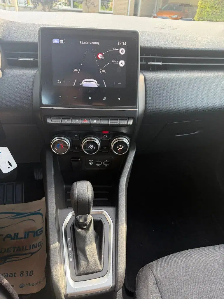 Renault Clio 1.6 E-tech Hybrid 140pk 2022 Wit uit 2022, foto 14