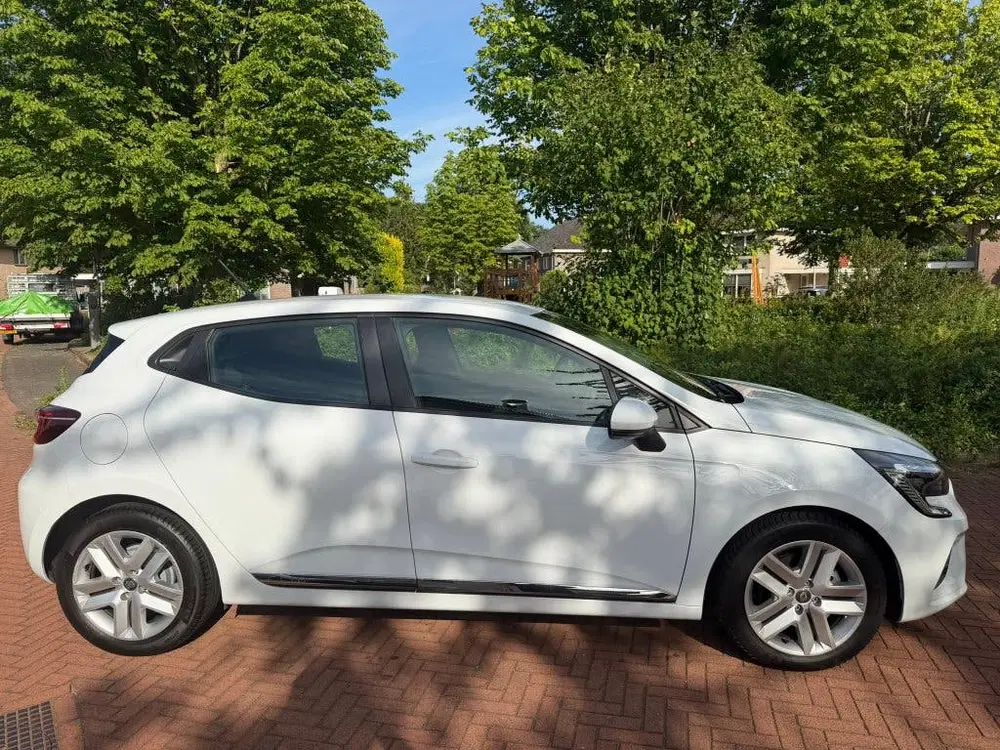 Renault Clio 1.6 E-tech Hybrid 140pk 2022 Wit uit 2022, foto 4
