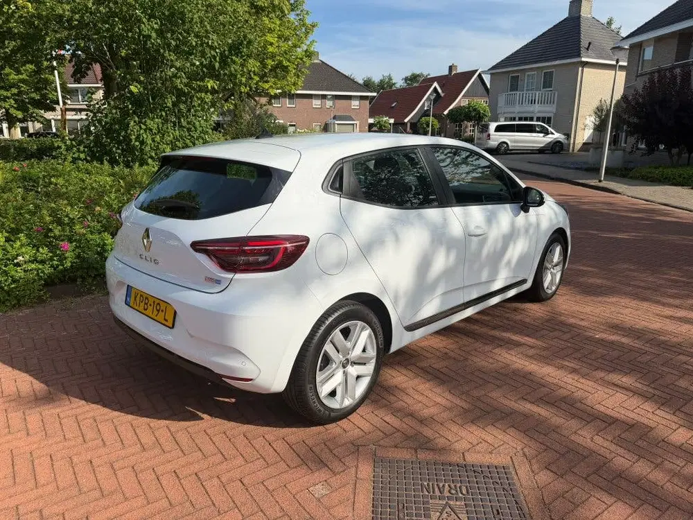 Renault Clio 1.6 E-tech Hybrid 140pk 2022 Wit uit 2022, foto 5