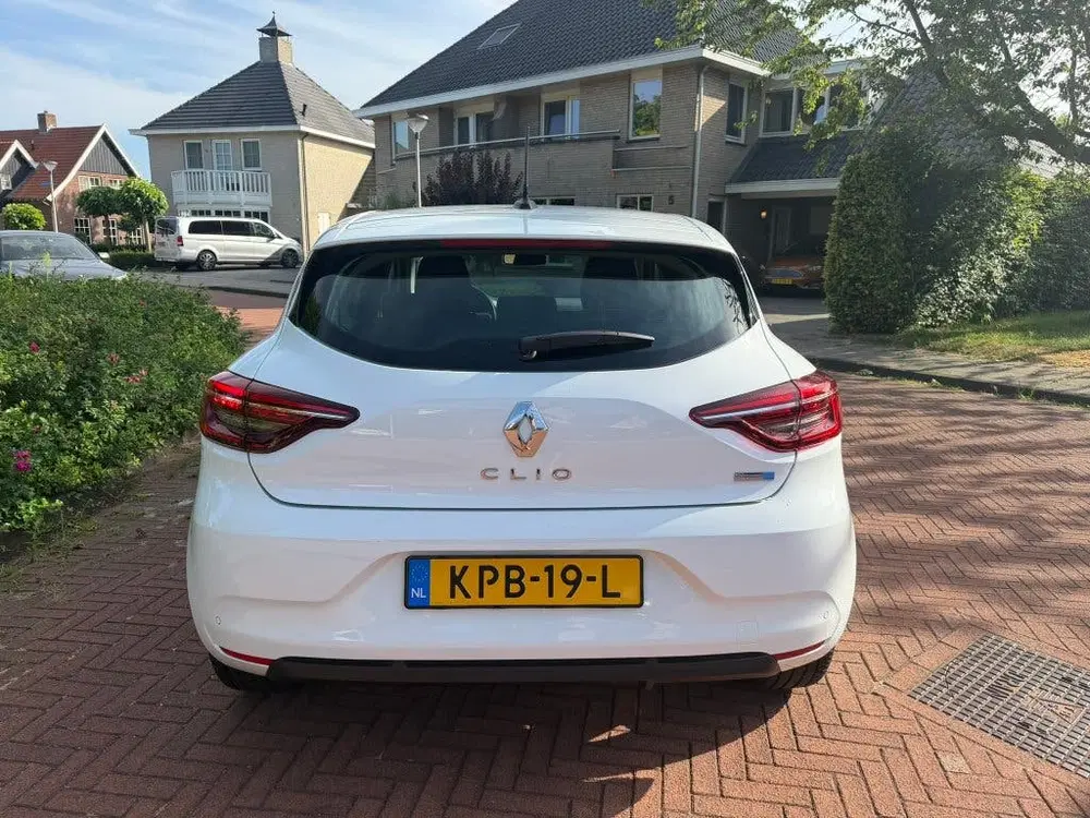 Renault Clio 1.6 E-tech Hybrid 140pk 2022 Wit uit 2022, foto 6