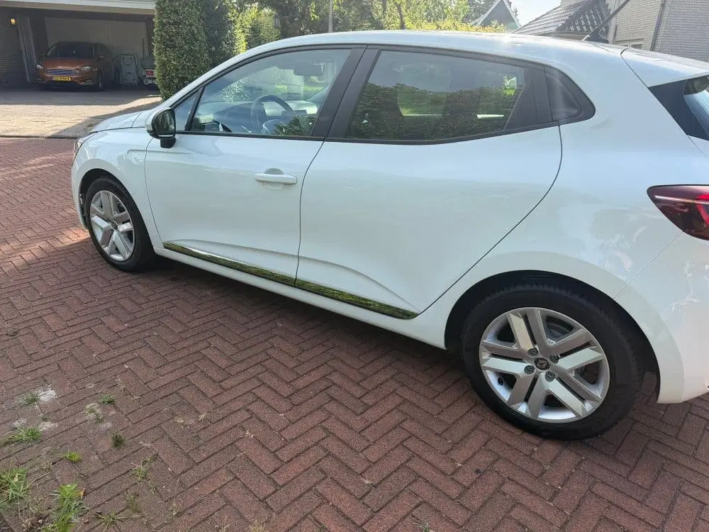Renault Clio 1.6 E-tech Hybrid 140pk 2022 Wit uit 2022, foto 8