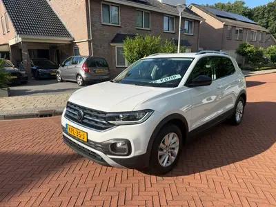 Volkswagen T-Cross 1.0 TSI 110pk Style Camera LED Carplay uit 2021
