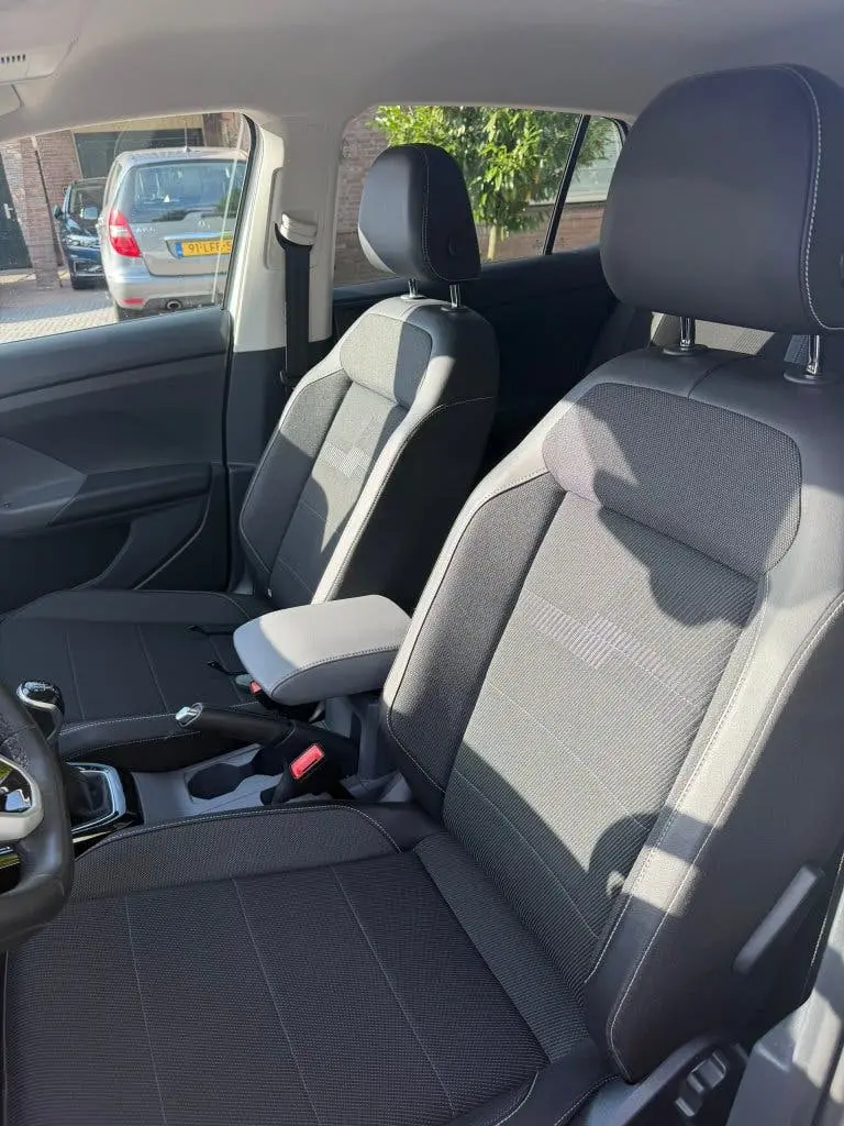 Volkswagen T-Cross 1.0 TSI 110pk Style Camera LED Carplay uit 2021, foto 15