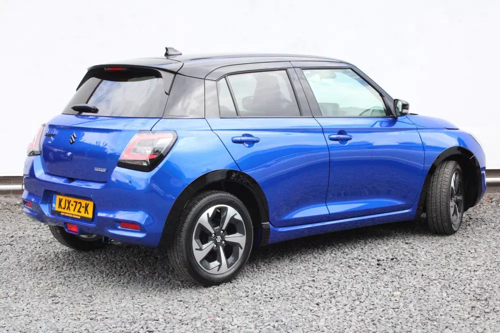 Suzuki Swift 1.2 Style Smart Hybrid Automaat met GT Pak uit 2026, foto 4