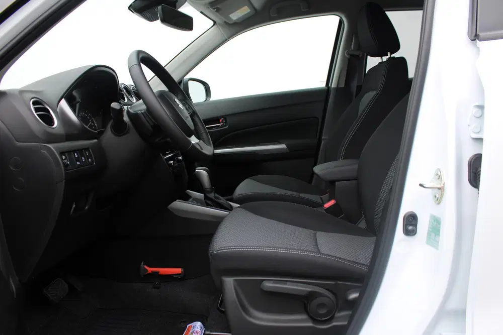 Suzuki Vitara 1.4 Boosterjet Smart Hybrid Automaat ORG N uit 2026, foto 13