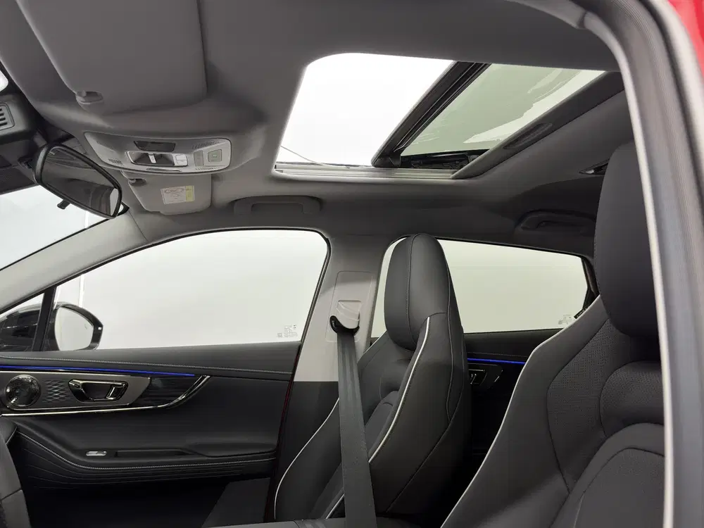 Omoda 5 EV Premium 61 kWh Heel compleet met schuif uit 2026, foto 11