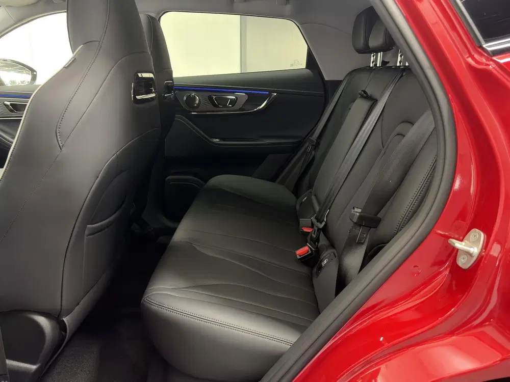 Omoda 5 EV Premium 61 kWh Heel compleet met schuif uit 2026, foto 14