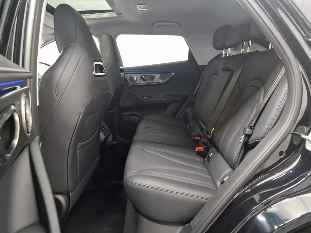 Omoda 5 EV Premium 61 kWh Elektr. Achterklep uit 2026, foto 12