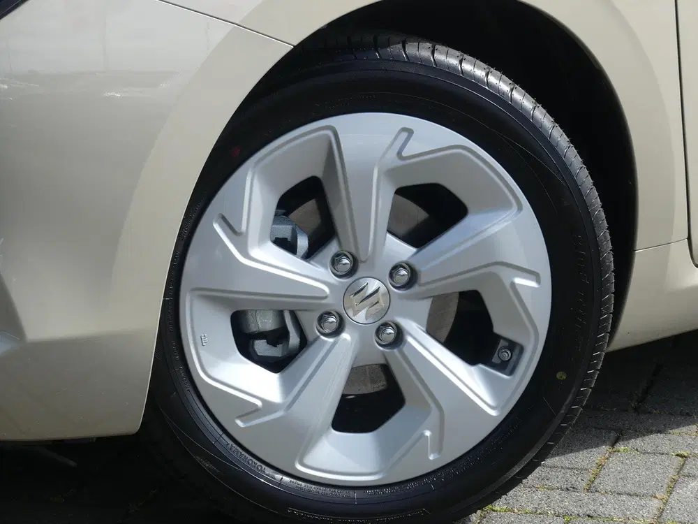 Suzuki Swift 1.2 Select Smart Hybrid Camera uit 2026, foto 14