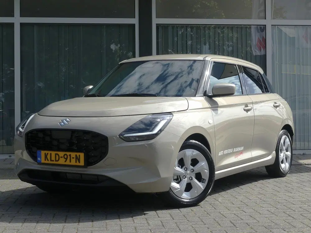 Suzuki Swift 1.2 Select Smart Hybrid Camera uit 2026, foto 2