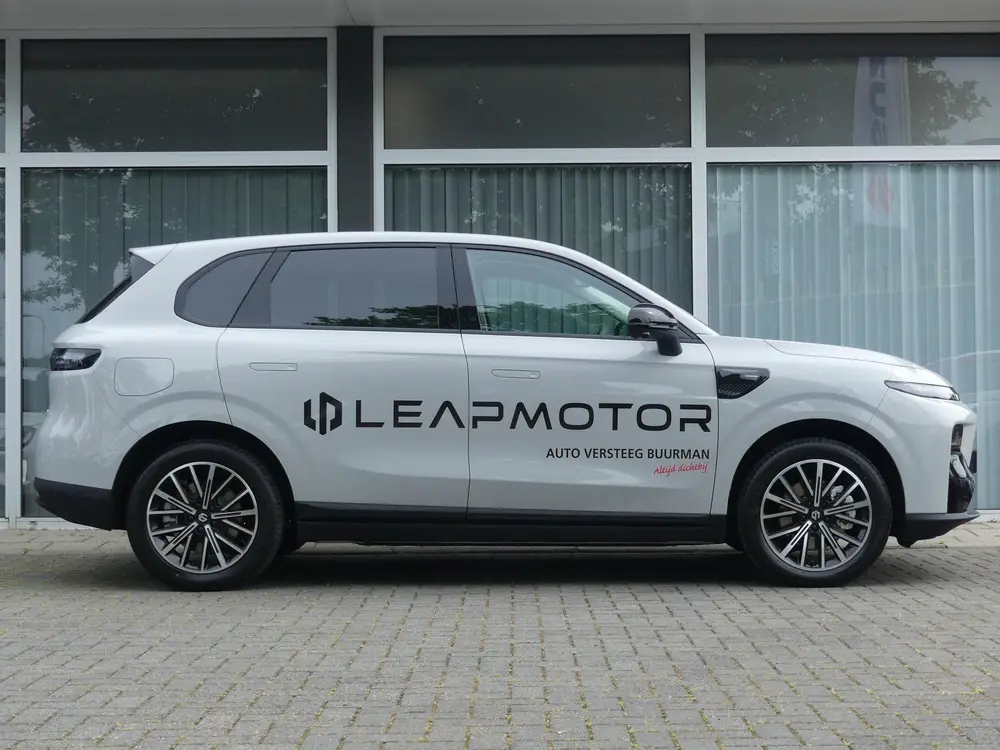 Leapmotor B10 Design ProMax 67.1 kWh 218PK Automaat Navigati uit 2026, foto 11