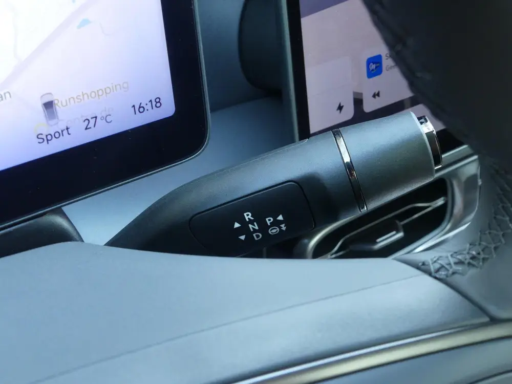 Leapmotor B05 ProMax Design 67.1 kWh Apple Capl/Andr Auto, 3 uit 2026, foto 15