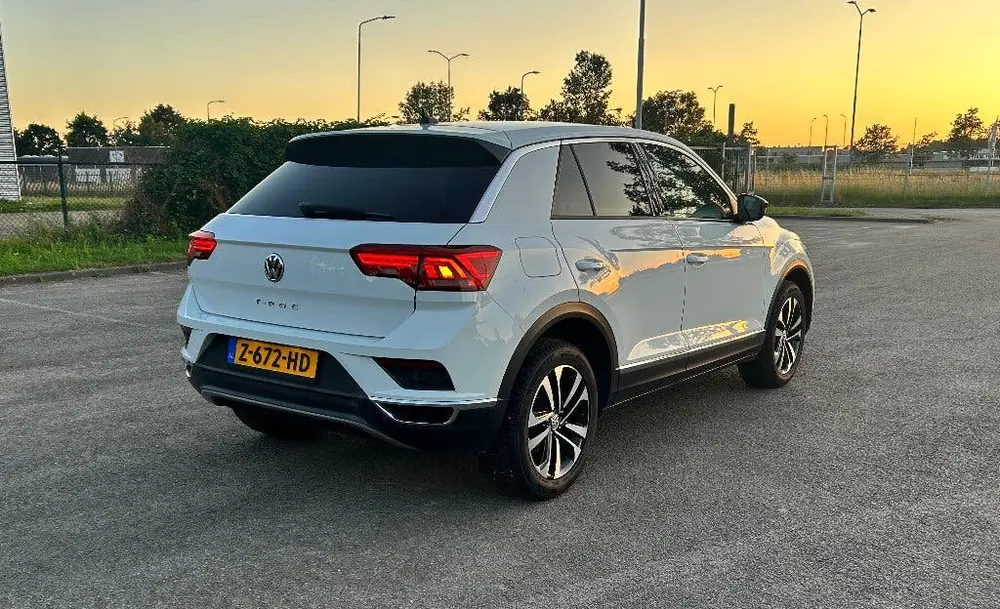 Volkswagen T-Roc 1.0 TSI, United, veel opties, als nieuw. uit 2020, foto 6