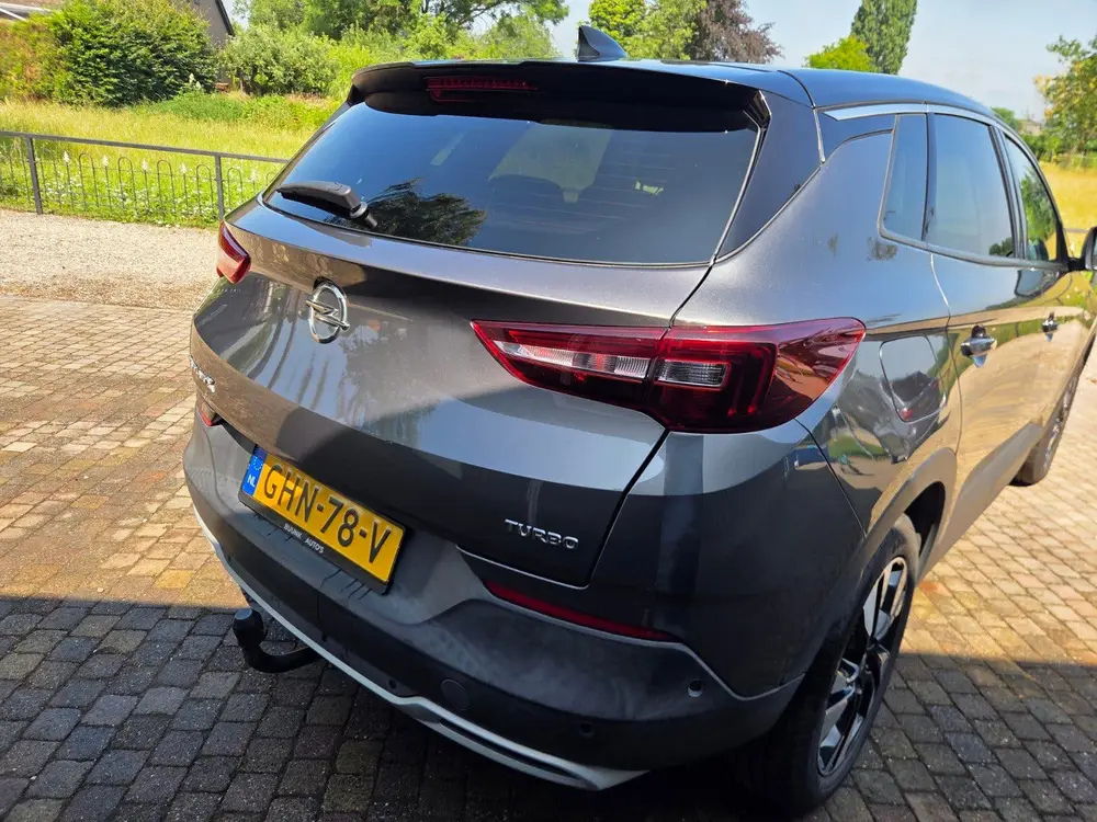 Opel Grandland X 1.2 Turbo 130pk S&S Aut 2019 Grijs uit 2019, foto 4