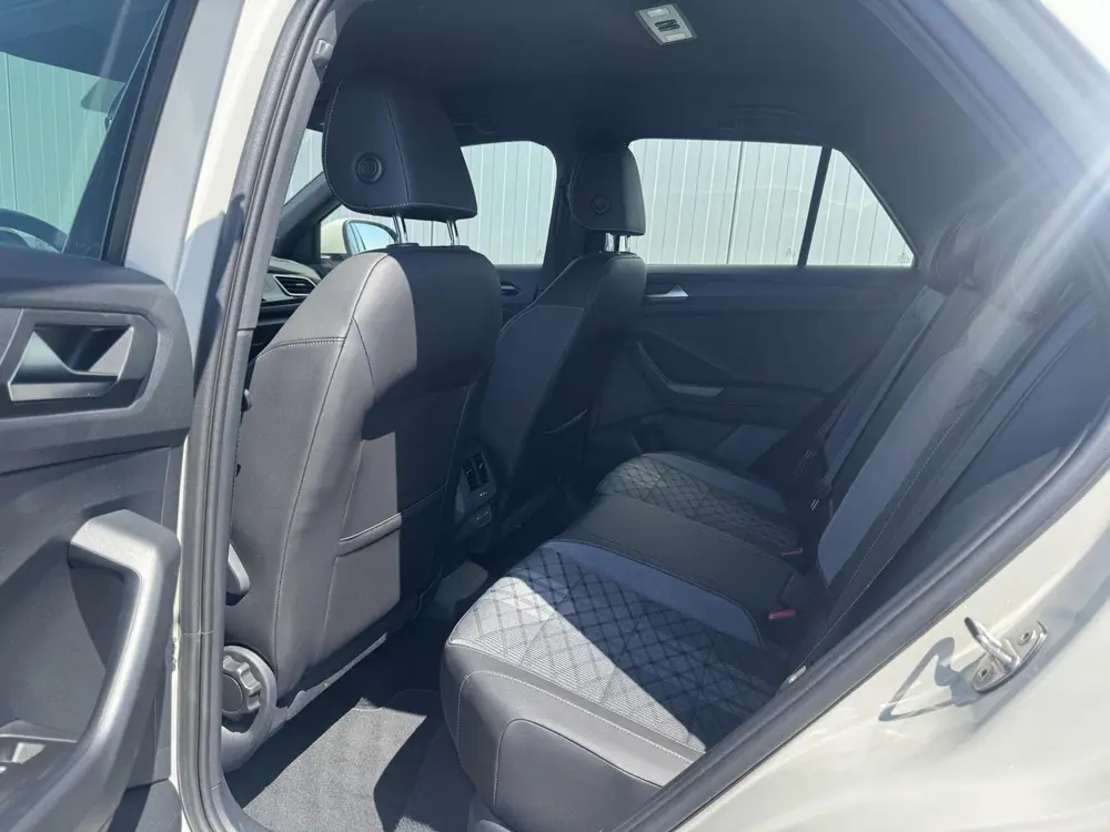 Volkswagen T-Roc 1.0 TSI R-Line|Carplay/Android|Als nieuw! uit 2024, foto 19