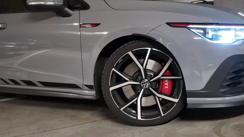 Volkswagen Golf GTI CLUBSPORT 2.0 OPF DELETE uit 2021, foto 2