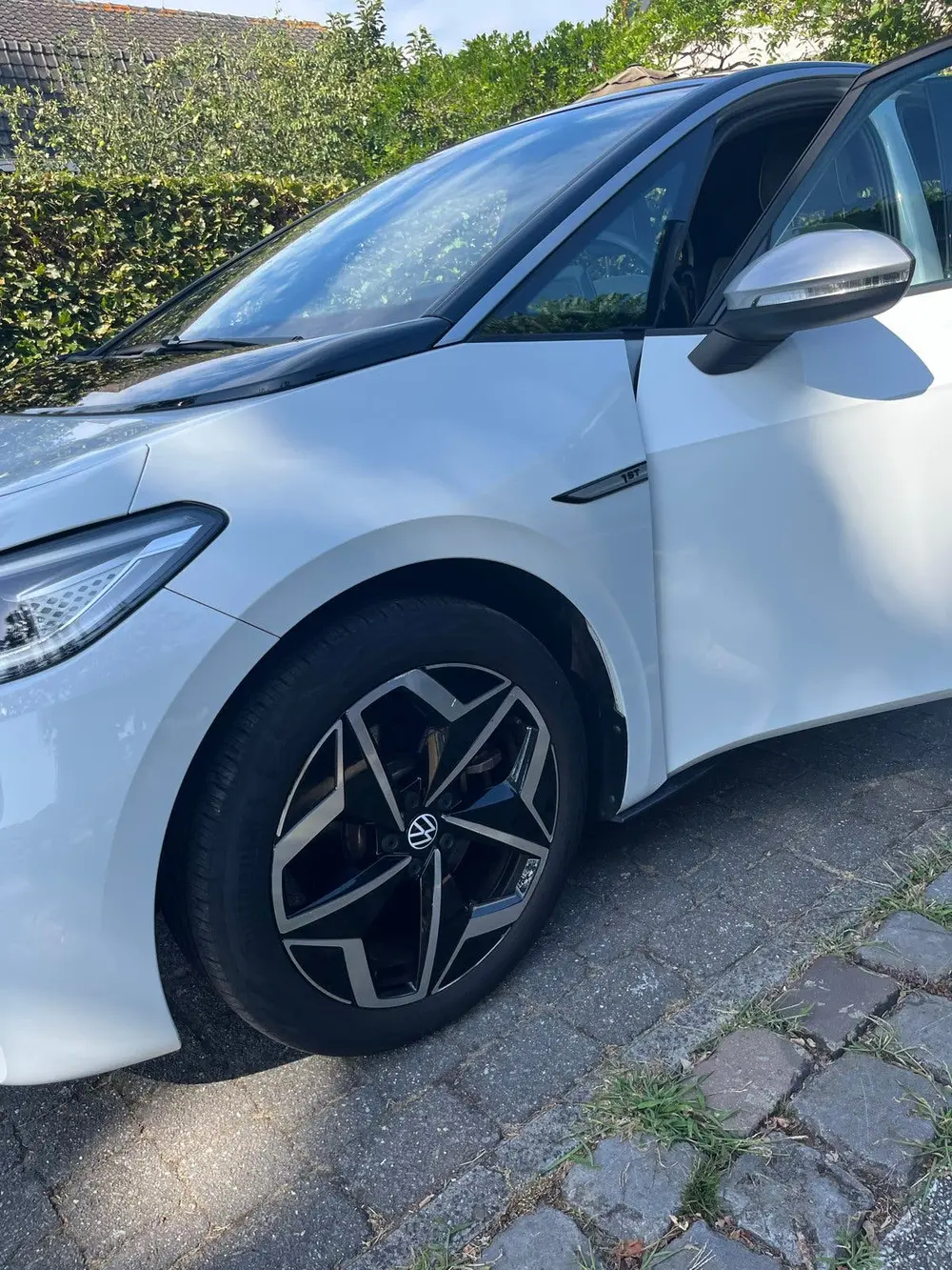 Volkswagen ID.3 58kWh 204pk 2020 Wit -127.735 KM  Soh 91,7% uit 2020, foto 3