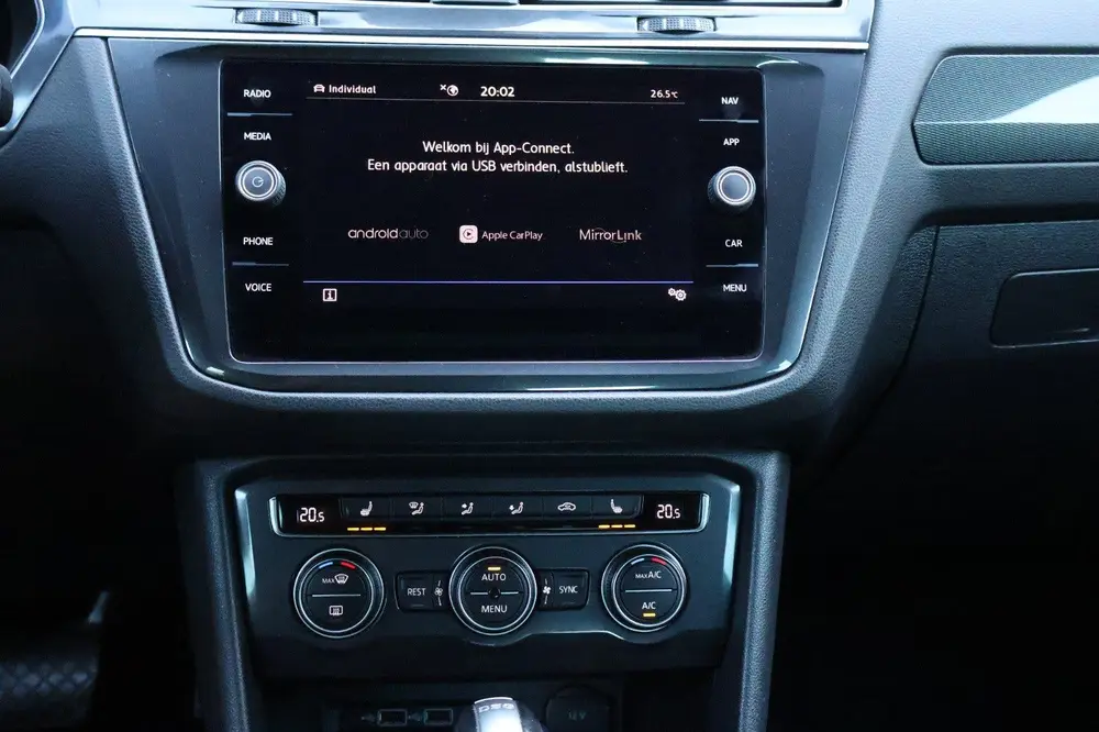 Volkswagen Tiguan 1.5 TSI R-line ACC I Pano I Apple Carplay uit 2019, foto 20