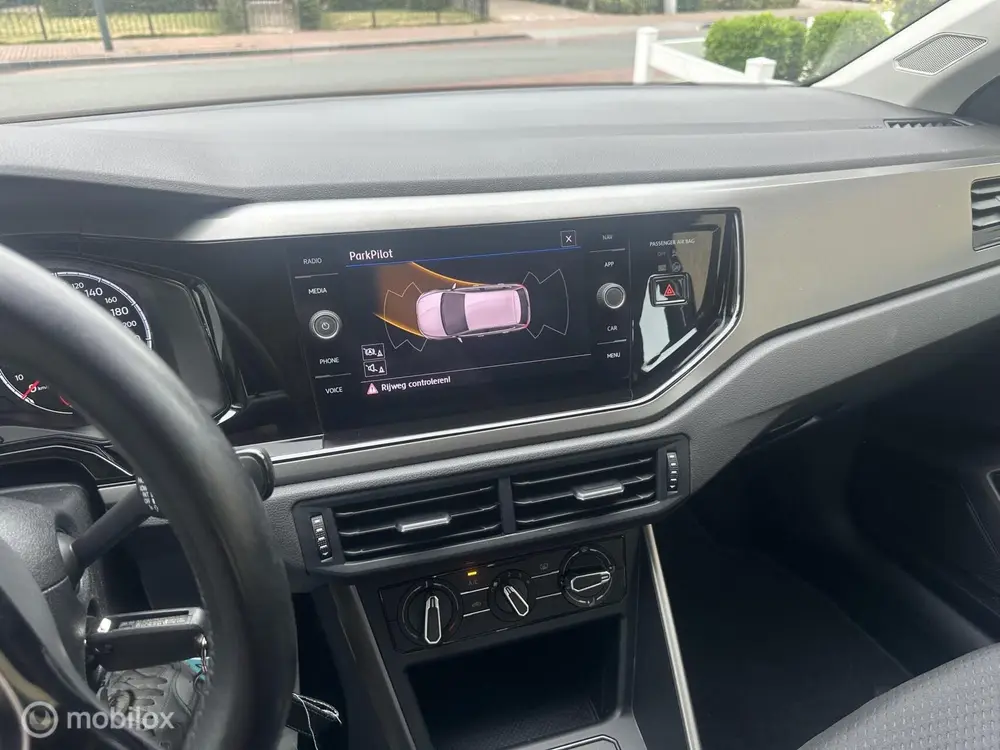Volkswagen Polo 1.0 TSI 95PK DSG AUTOMAAT COMFORTLINE CARPLA uit 2019, foto 11