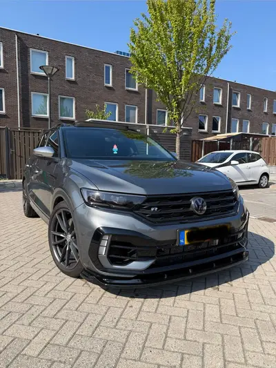 Volkswagen T-Roc R 2.0 TSI 4 Motion / Akra/ Pano/Leder uit 2020