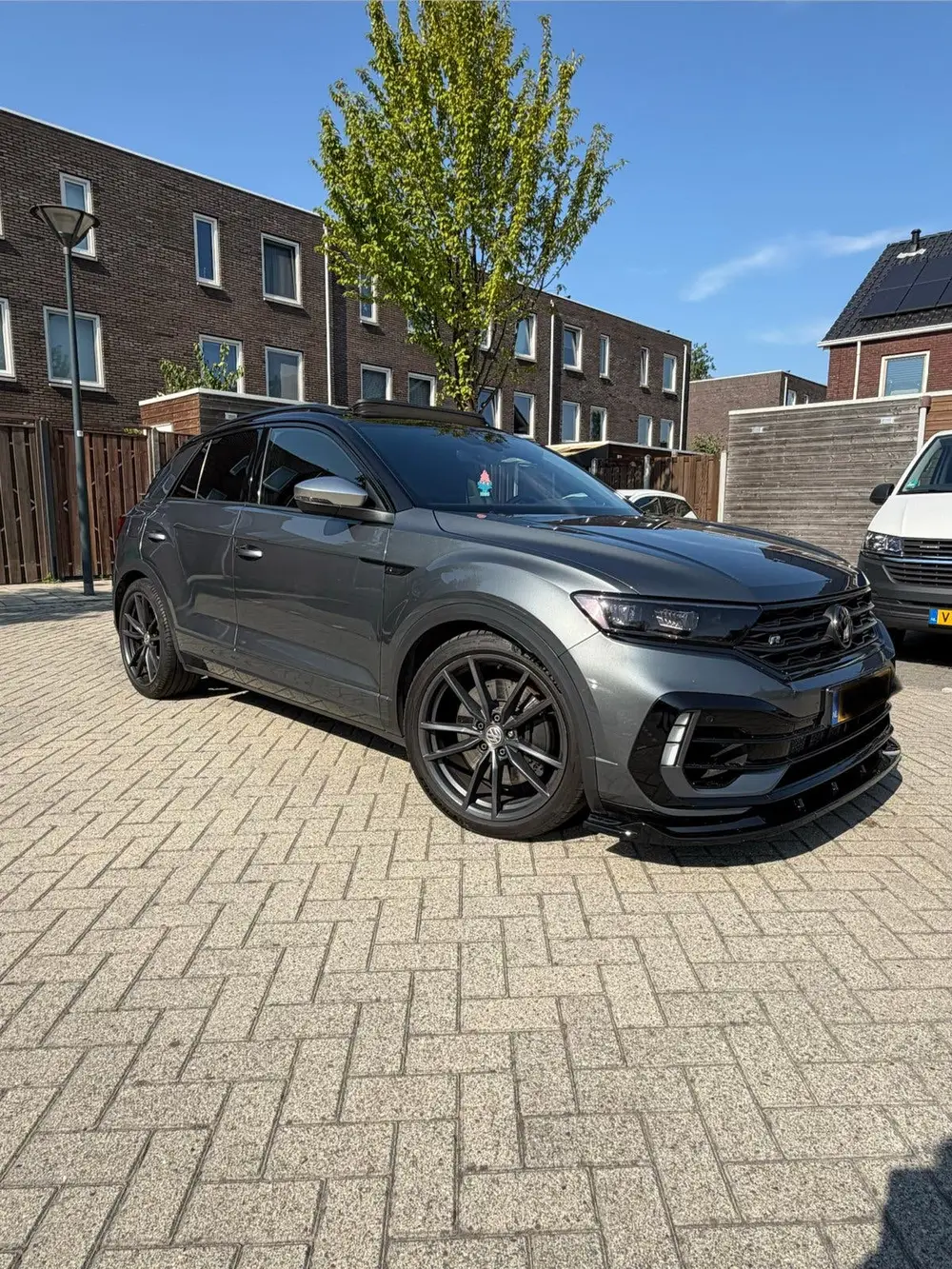 Volkswagen T-Roc R 2.0 TSI 4 Motion / Akra/ Pano/Leder uit 2020, foto 3