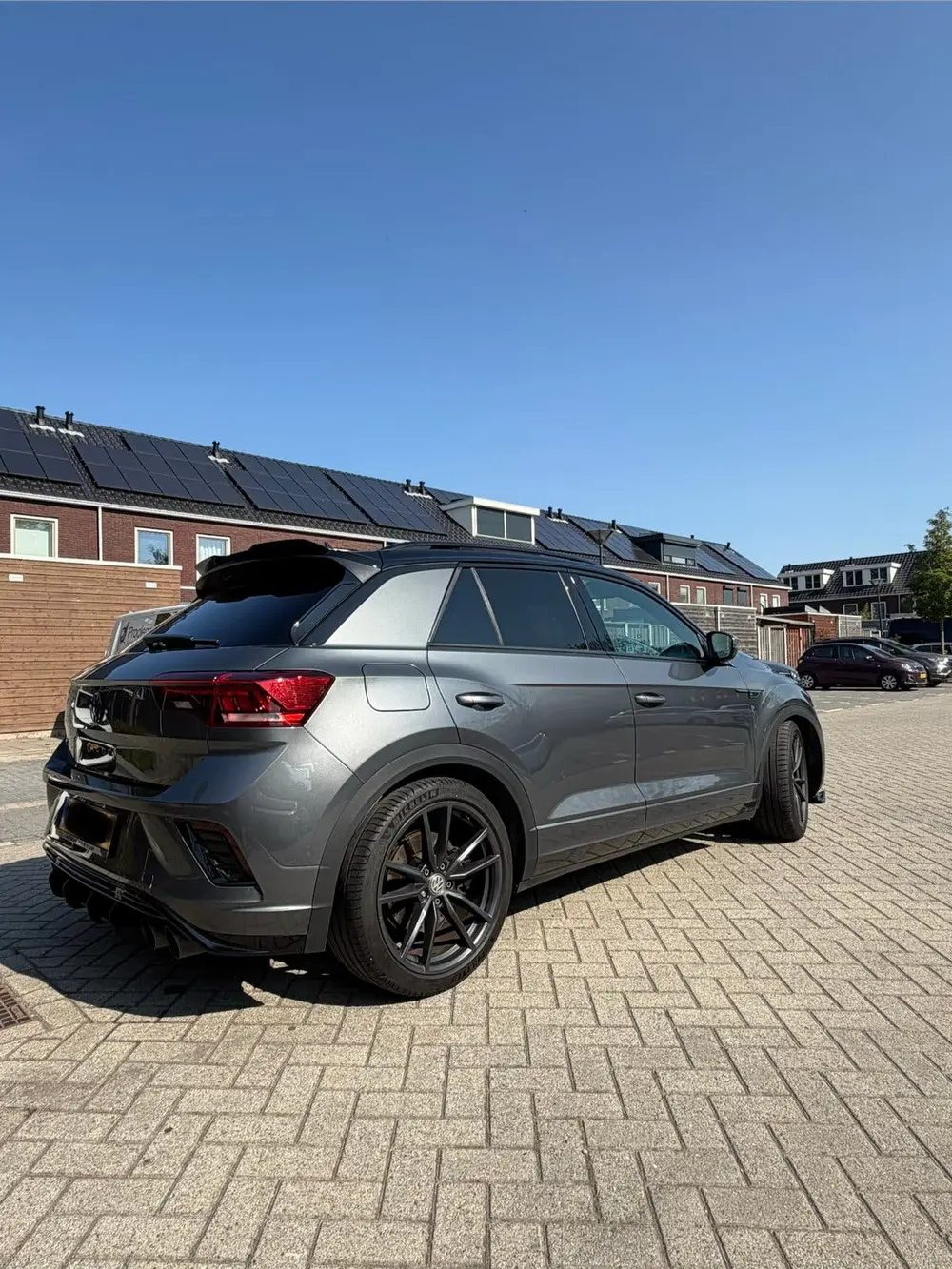 Volkswagen T-Roc R 2.0 TSI 4 Motion / Akra/ Pano/Leder uit 2020, foto 4