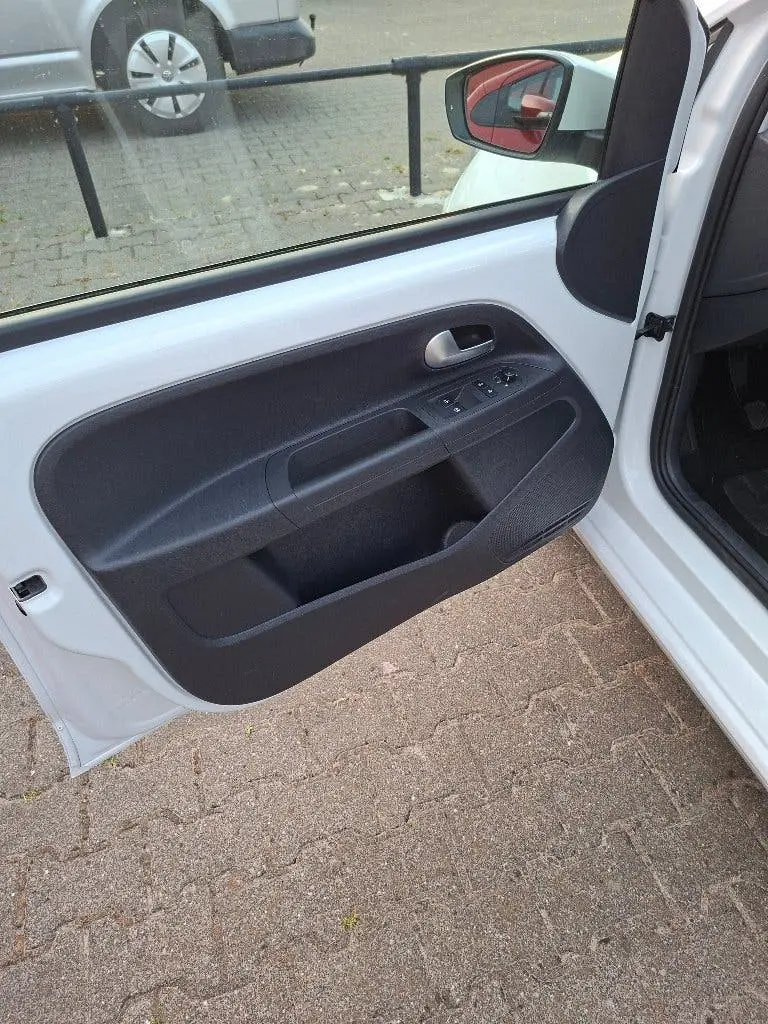 Volkswagen Up! 5D 2022 Cam|Cruise|Stoelverw|Airco|Lane|DAB uit 2022, foto 17