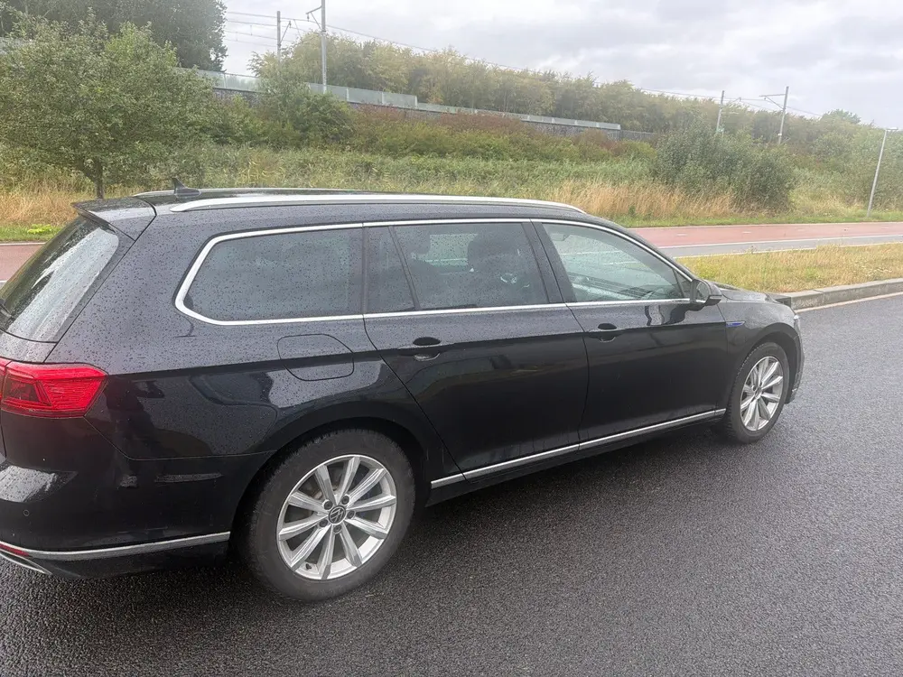 Volkswagen Passat Variant Passat 1.4 TSI Phev 218pk 6-DSG 2021 Zwart uit 2021, foto 5