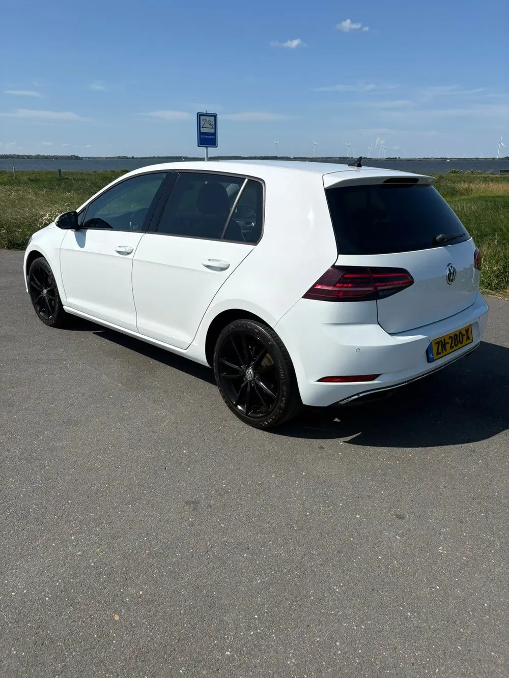 Volkswagen Golf VII Golf 1.0 TSI Business Edition 115pk 5D 2019 Wit uit 2019, foto 4