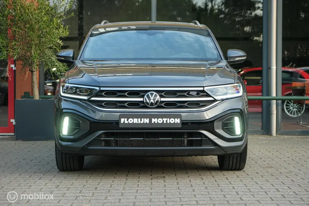 Volkswagen T-Roc 1.5 TSI R-Line | Pano | IQLed | 19 Inch | A uit 2022, foto 7