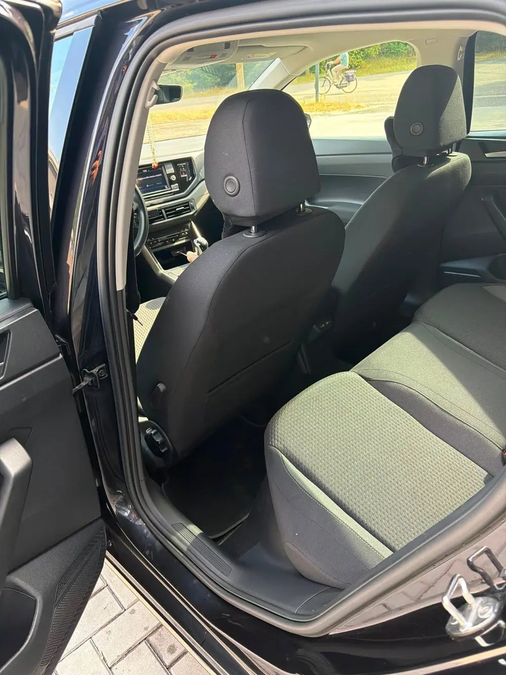 Volkswagen Polo 1.0 TSI 95 PK | 2023 | 48.000 km | Zwart uit 2023, foto 4