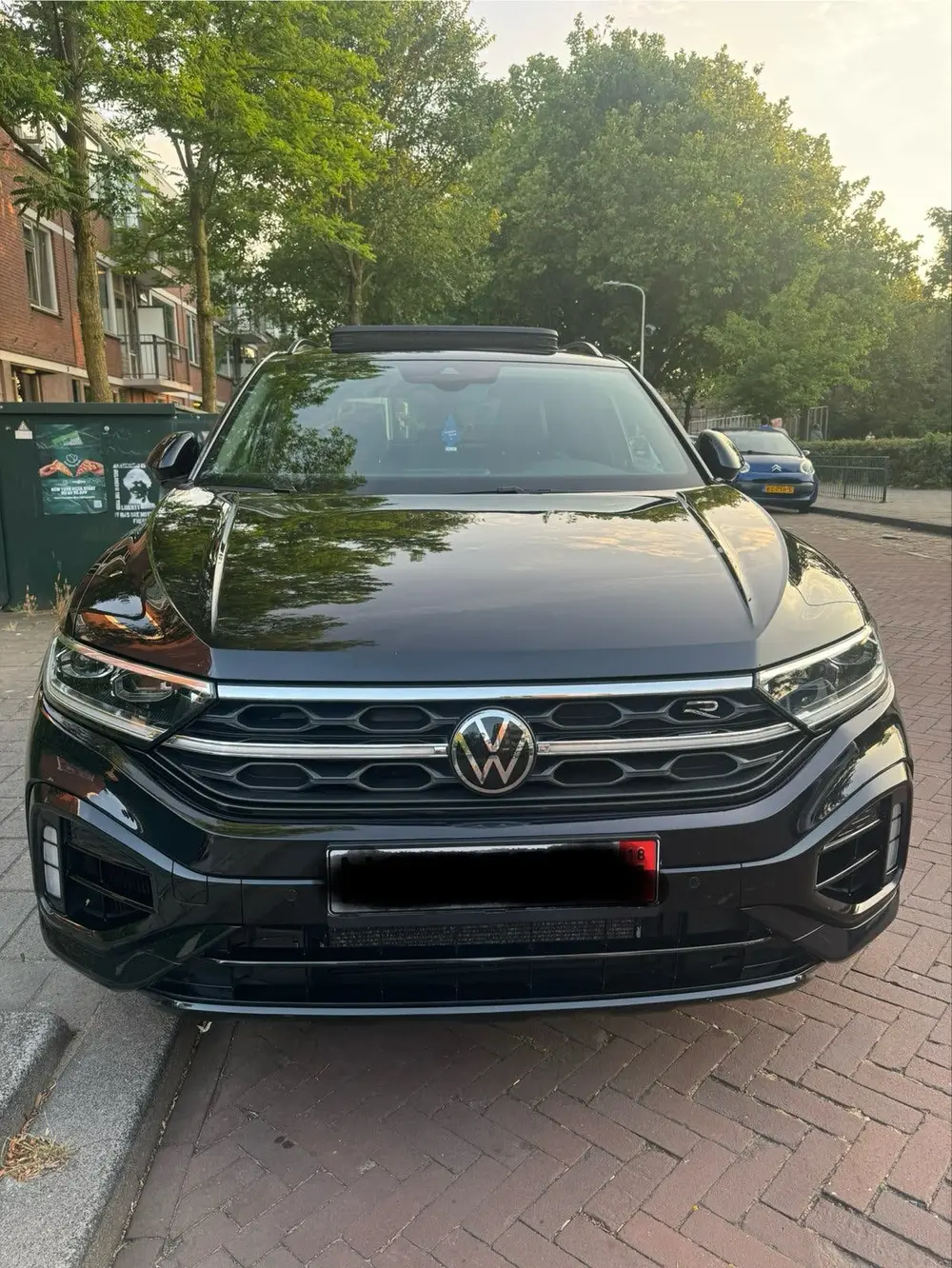 Volkswagen T-Roc R 300PK 2.0 4M AKRAPOVIC KEYLESS BEATS ACC uit 2022, foto 2