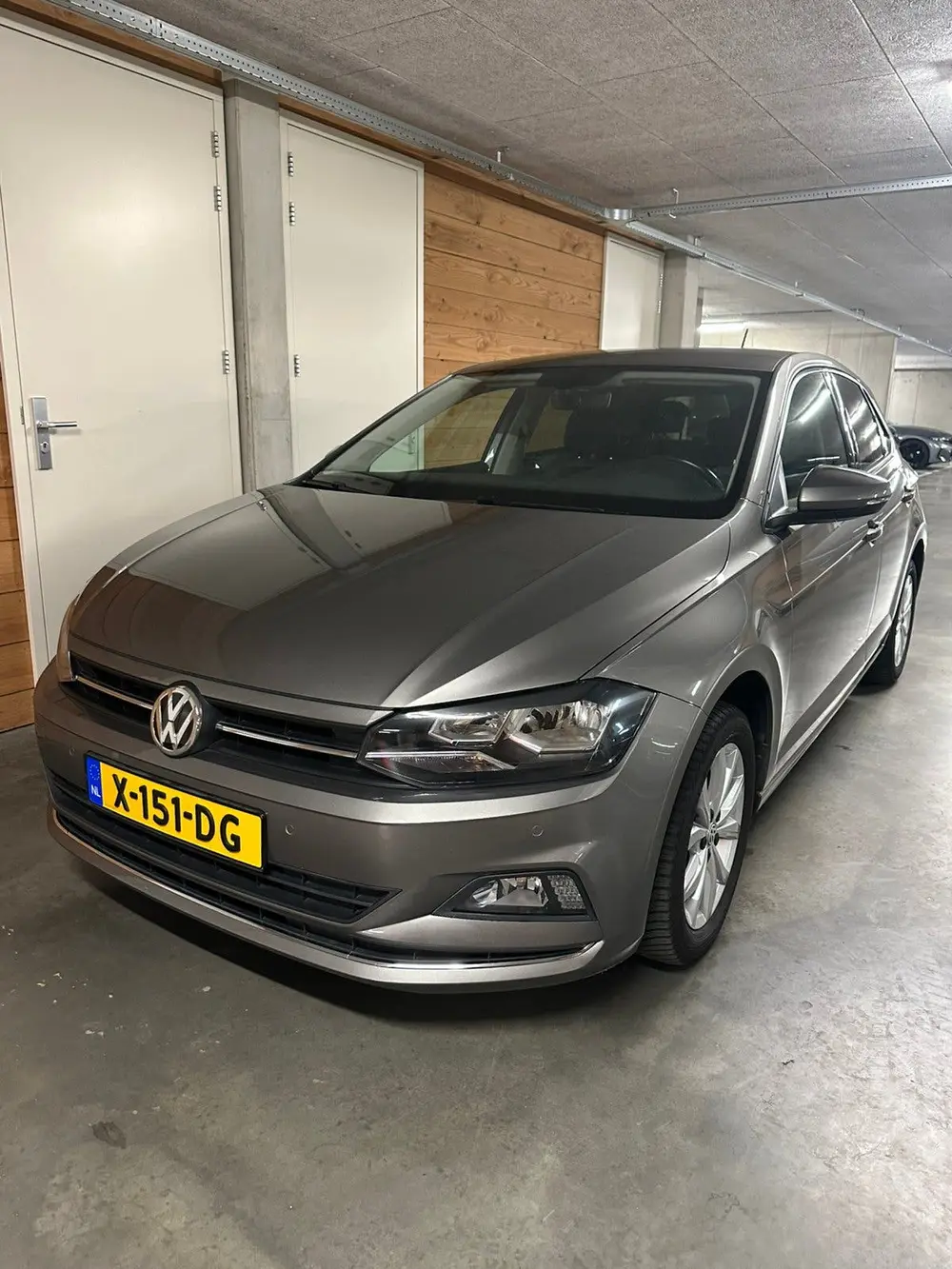 Volkswagen Polo 1.0 TSI 115pk 7-DSG 2020 Grijs uit 2020