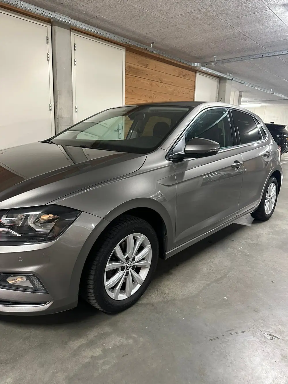 Volkswagen Polo 1.0 TSI 115pk 7-DSG 2020 Grijs uit 2020, foto 3