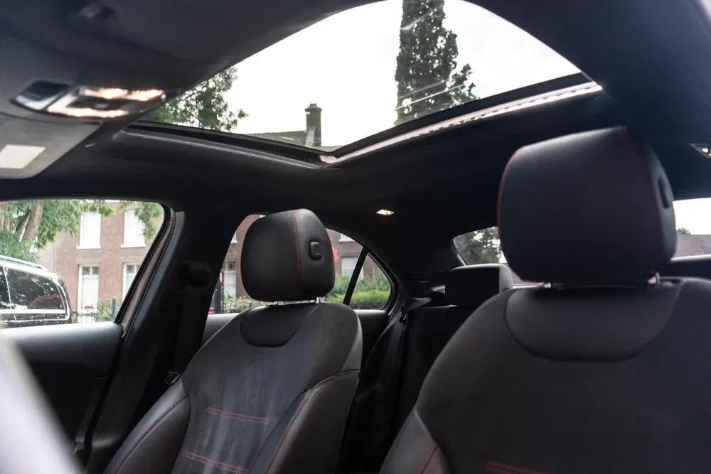 Mercedes-Benz A-Klasse Mercedes A-klasse 250 e AMG Pano uit 2020, foto 13