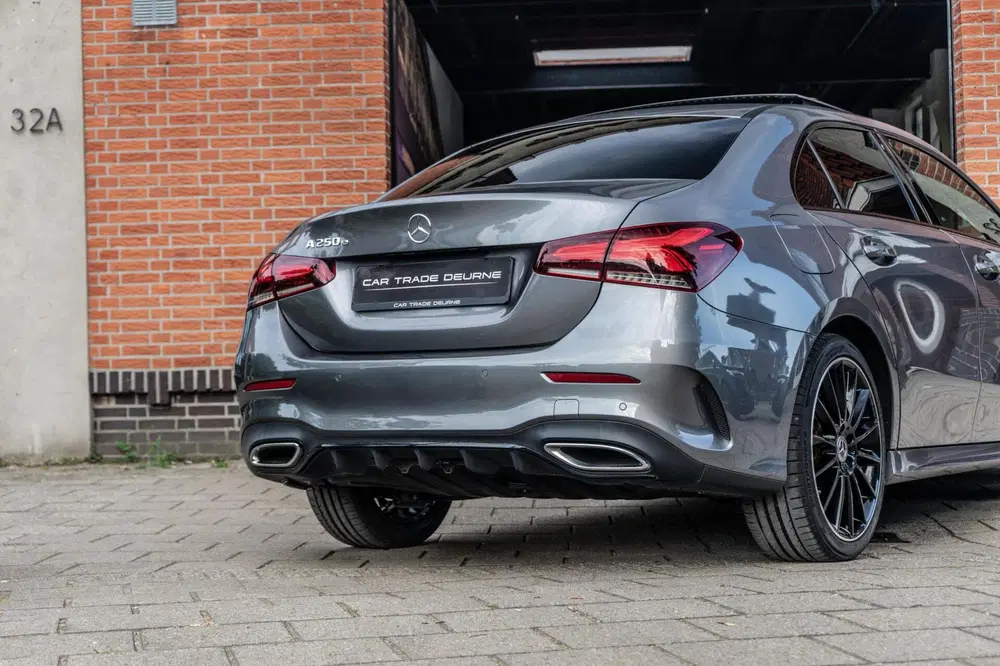 Mercedes-Benz A-Klasse Mercedes A-klasse 250 e AMG Pano uit 2020, foto 7