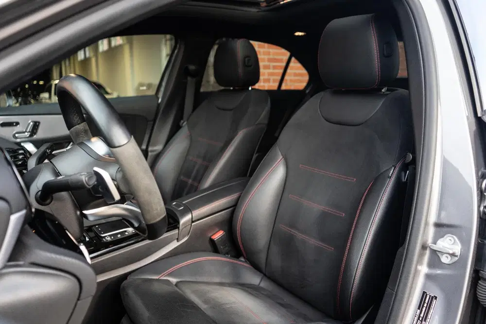 Mercedes-Benz A-Klasse Mercedes A-klasse 250 e AMG Pano uit 2020, foto 9