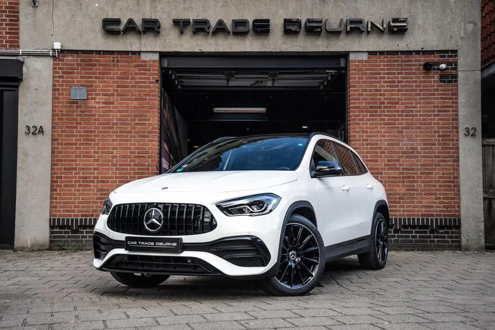 Mercedes-Benz GLA Mercedes GLA-klasse 250 e AMG Line Pano uit 2022