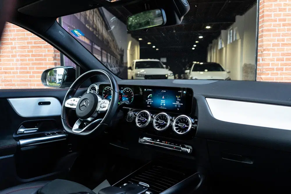 Mercedes-Benz GLA Mercedes GLA-klasse 250 e AMG Line Pano uit 2022, foto 10