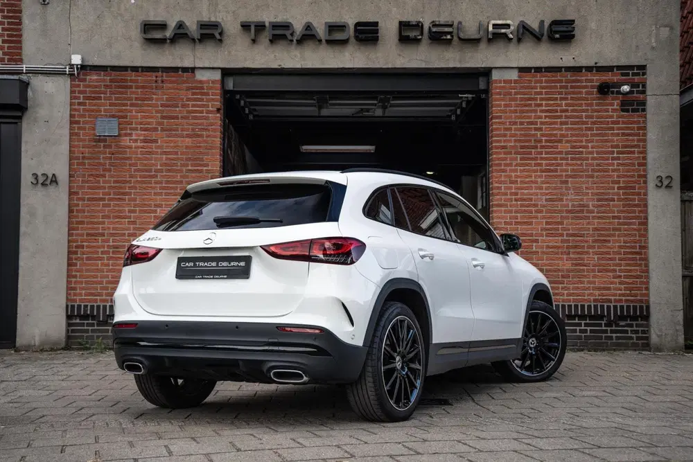 Mercedes-Benz GLA Mercedes GLA-klasse 250 e AMG Line Pano uit 2022, foto 3