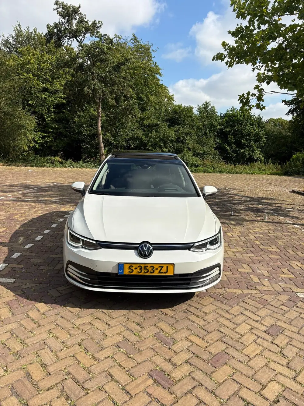 Volkswagen Golf 1.5 Etsi 150pk 7-DSG 2020 Wit uit 2020, foto 2