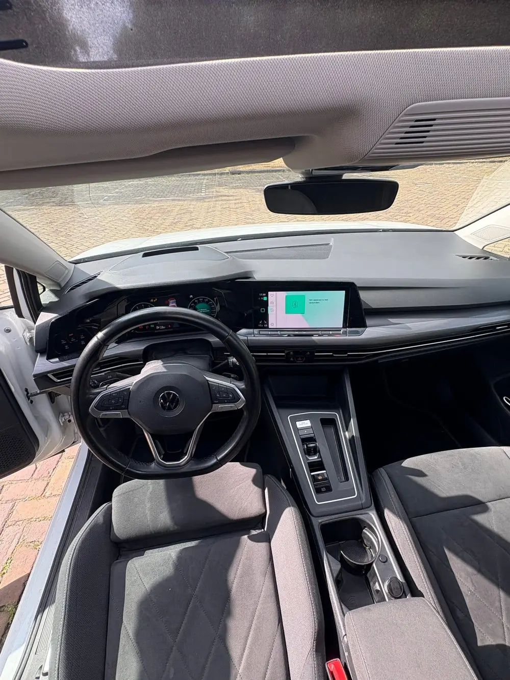 Volkswagen Golf 1.5 Etsi 150pk 7-DSG 2020 Wit uit 2020, foto 5
