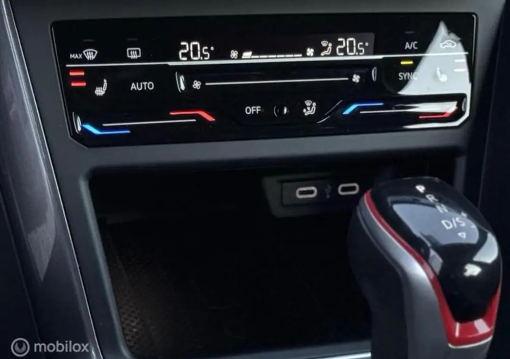 Volkswagen Polo 2.0 TSI GTI IQ-light|Ledbar|CarPlay|Laneassi uit 2022, foto 19