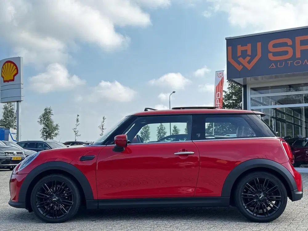 Mini John Cooper Works 3 1.5 One John Cooper Works uit 2022, foto 3